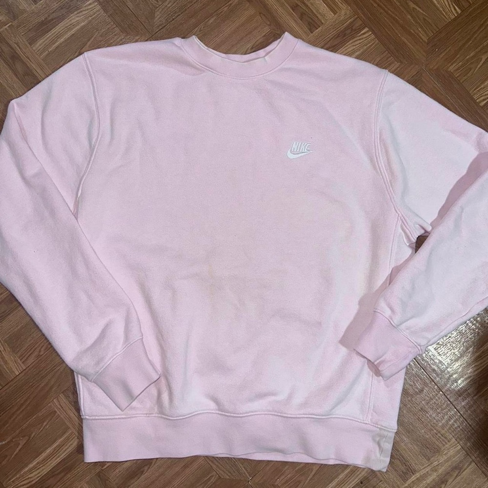 Nike Men's Light Pink Crewneck Sweater